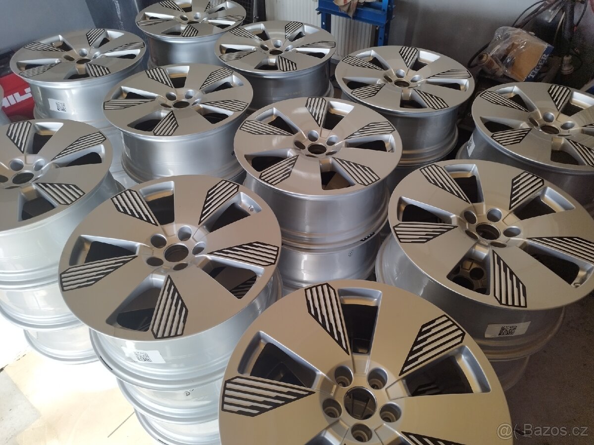 Alu kola Audi Q8 e-tron r19 - 3