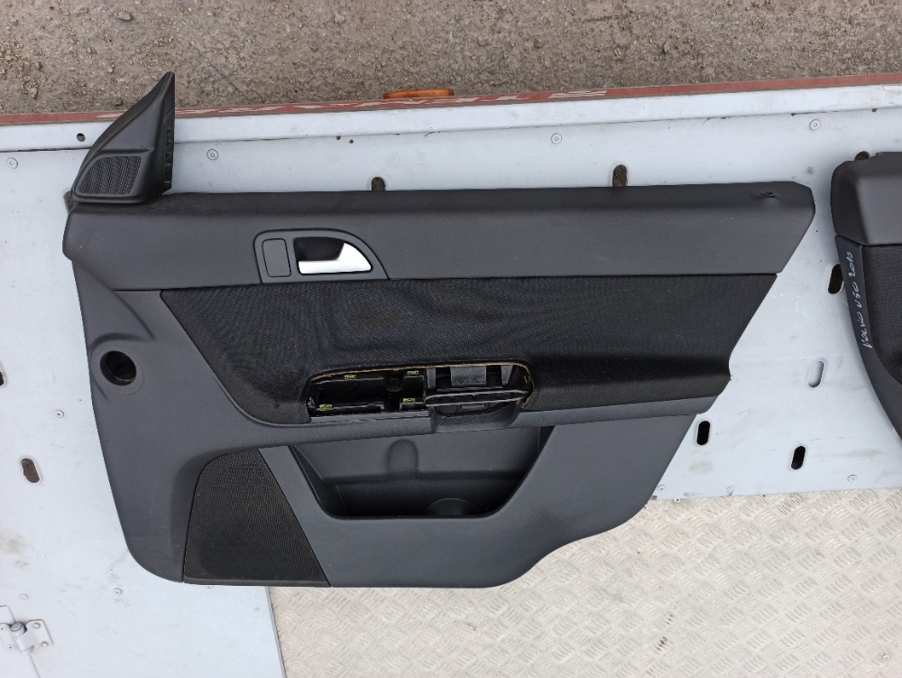 Volvo V50 facelift tapece - 3