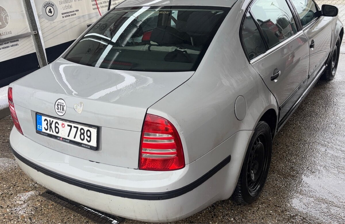 Škoda Superb 1 - 3