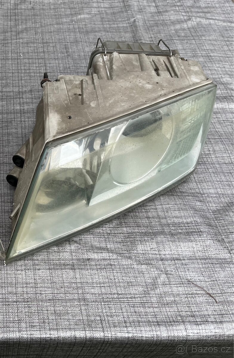 Octavia 2 RS Xenony - 3