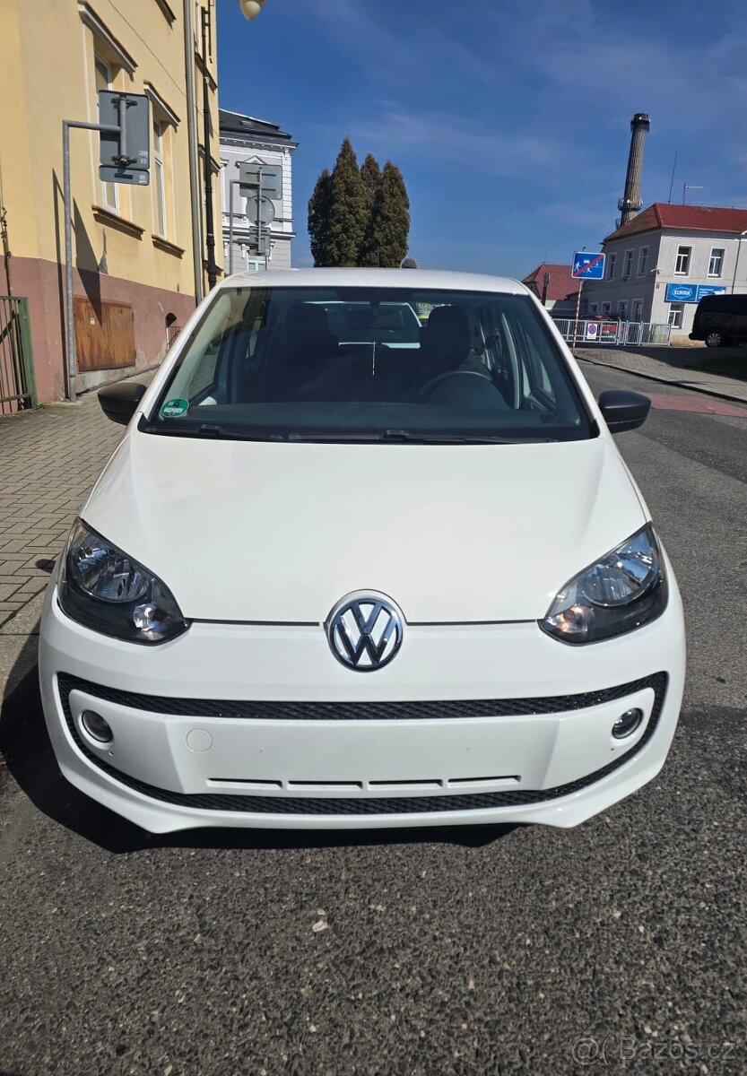 VW UP, r.v. 2015 - 3