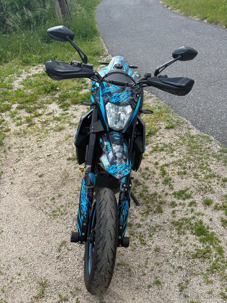KTM 690 SMC R 2019 - 3