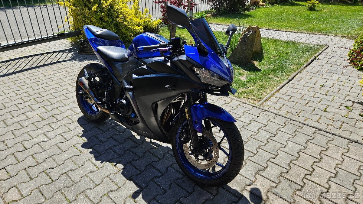 Yamaha YZF-R3 - 3
