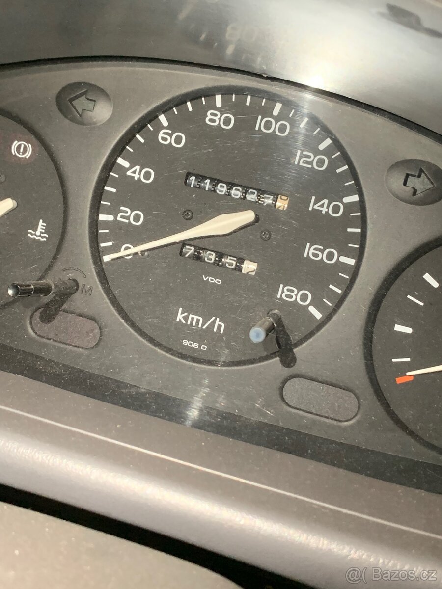 Prodám Nissan Micra K11 - 3