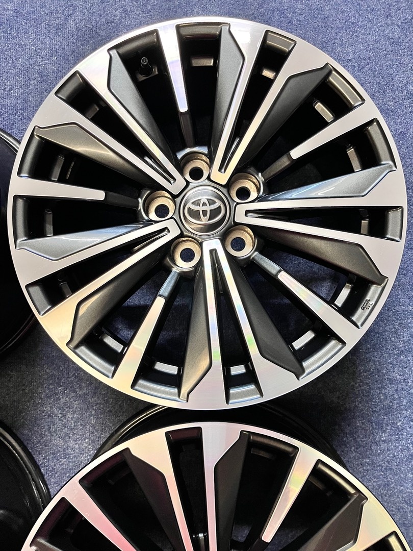 5x114,3 R17 Originál Alu Toyota COROLLA 2025 - NOVÝ STAV - 3