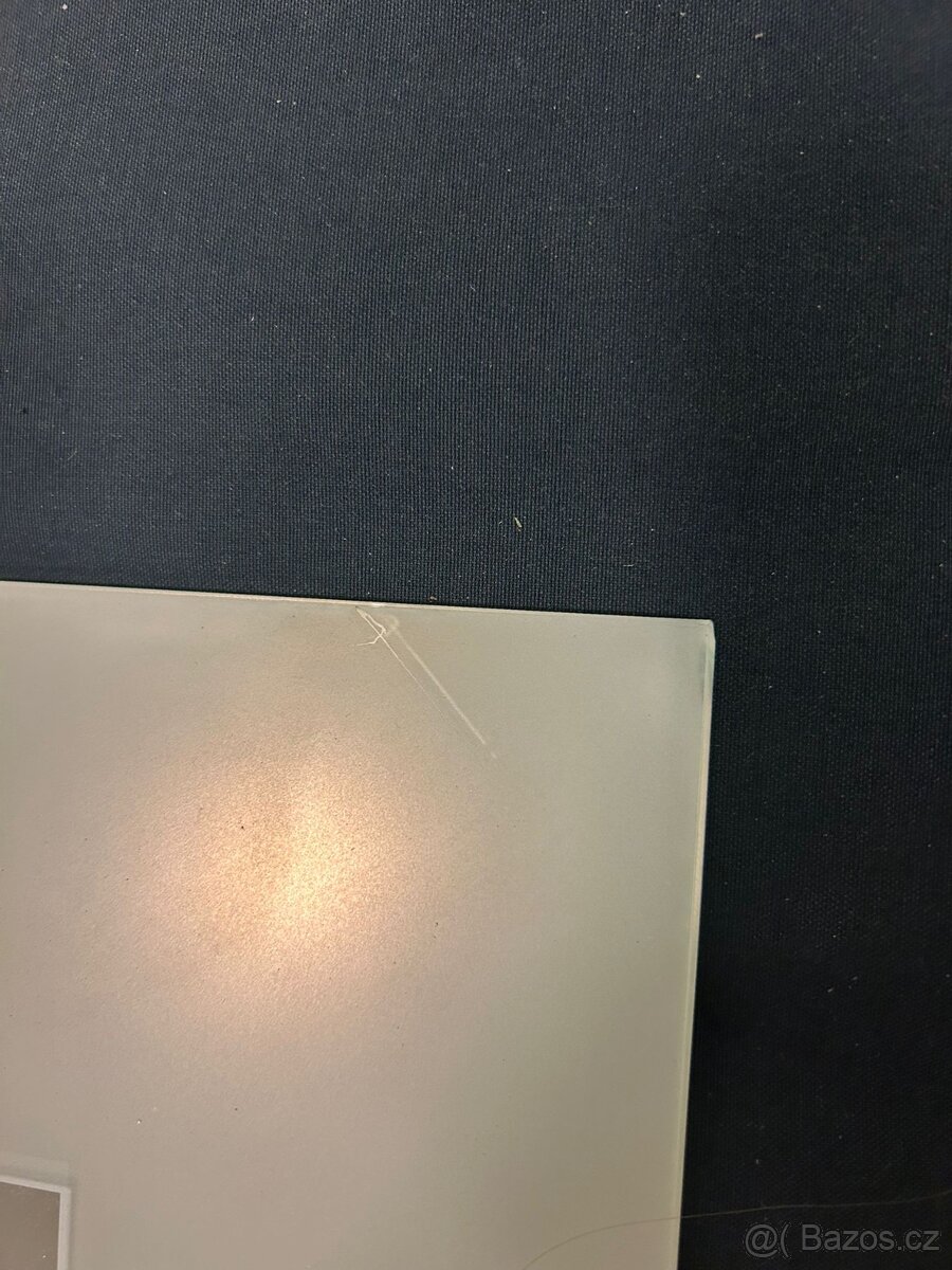 Dekorativní zrcadlo s matným rámem a motivem spirál - 3