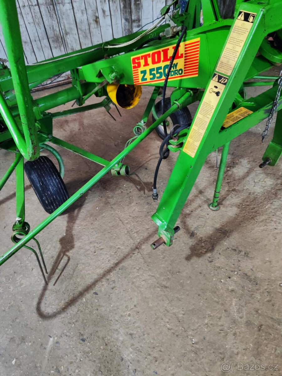 obraceč sena stoll z 550 d hydro v TOP STAVU - 3