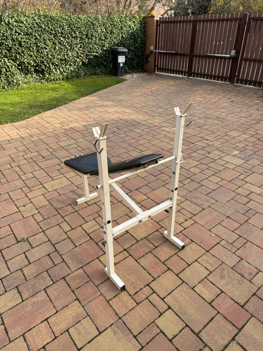 Posilovací bench press lavice - 3