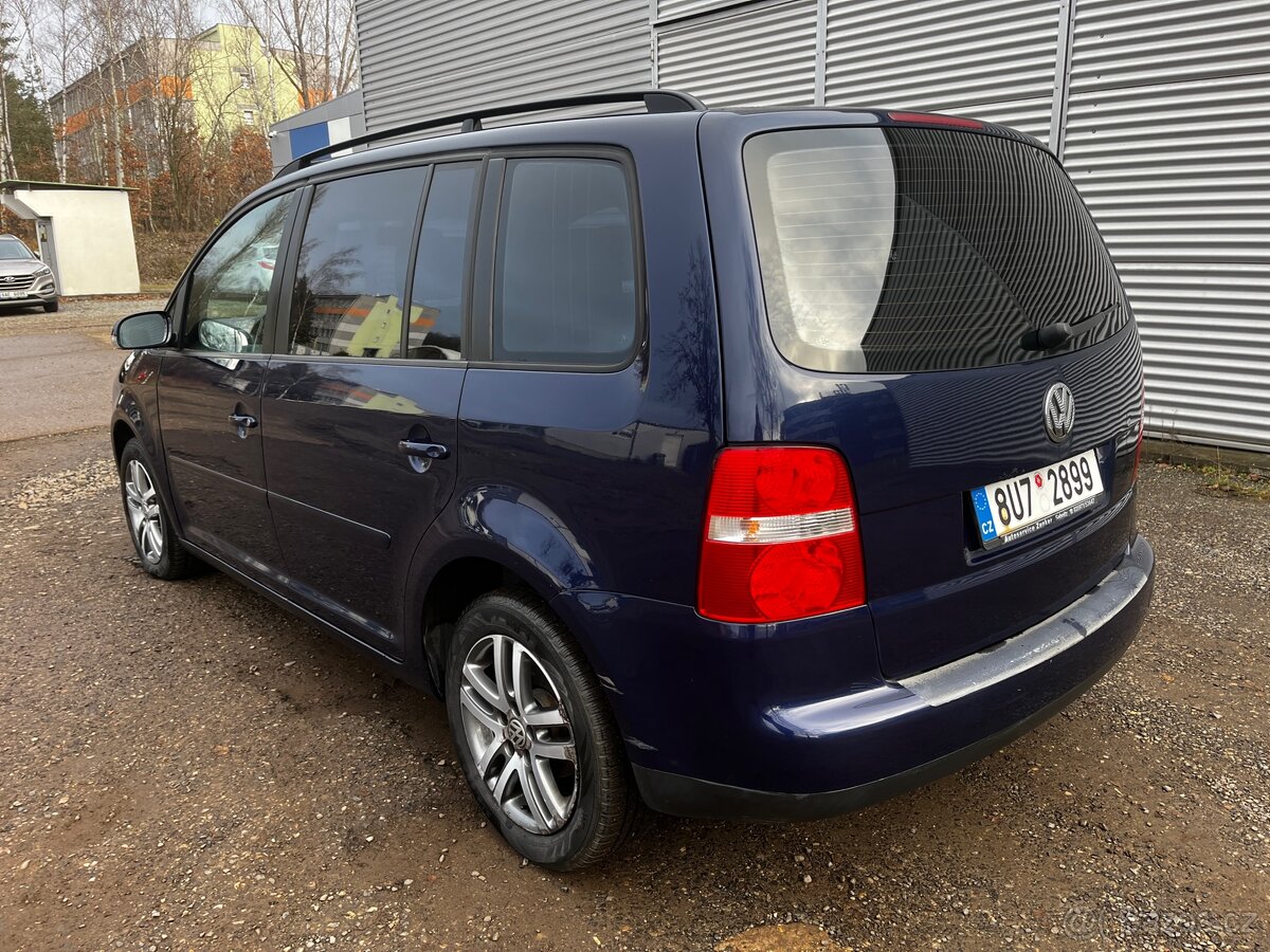 Volkswagen Touran 1,9TDi 7 míst 77kW - 3