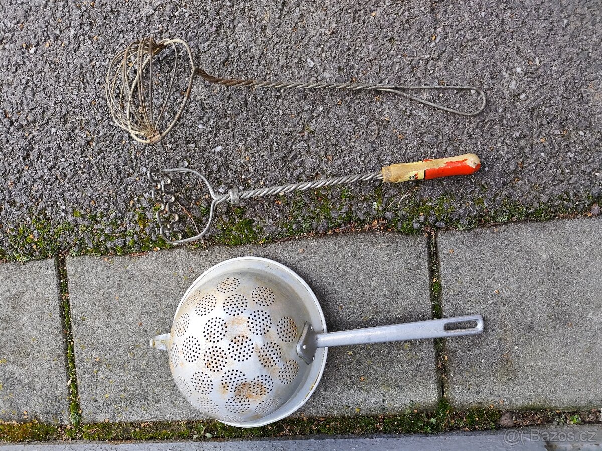 Kuchyňské retro náčiní - 3