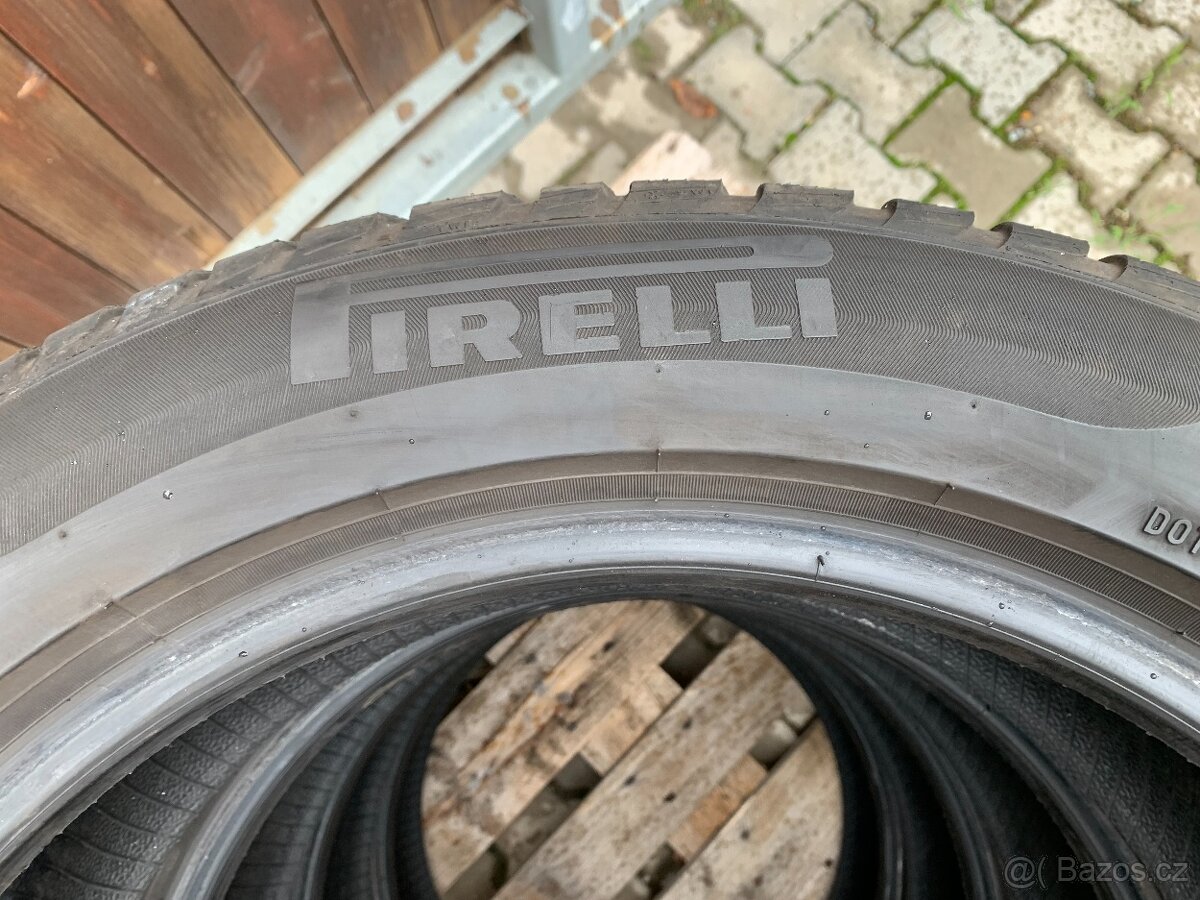 Zimní pneu 245/50/19 Pirelli Sotozero 3 105V - 3