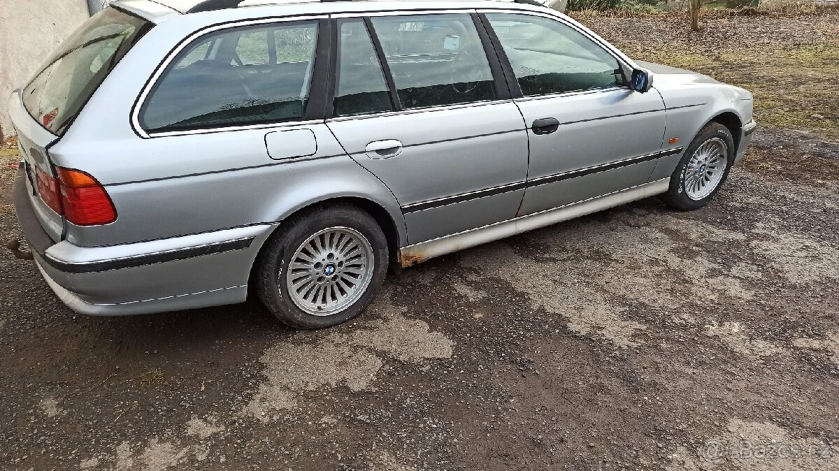 BMW e39 touring - 3