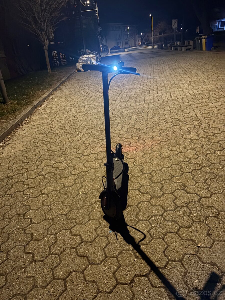 elektrická koloběžka - 3