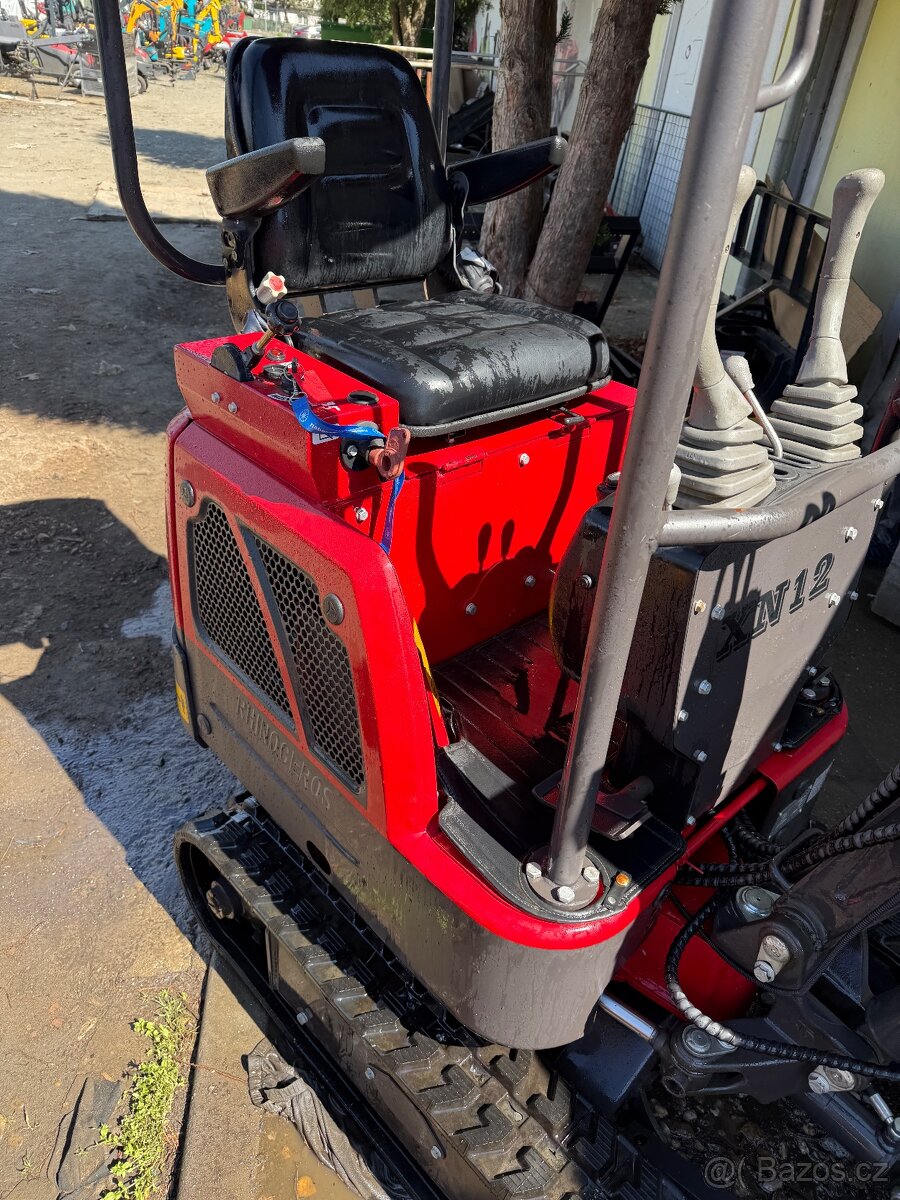 Zánovní Minibagr D130 KUBOTA V3 - 3