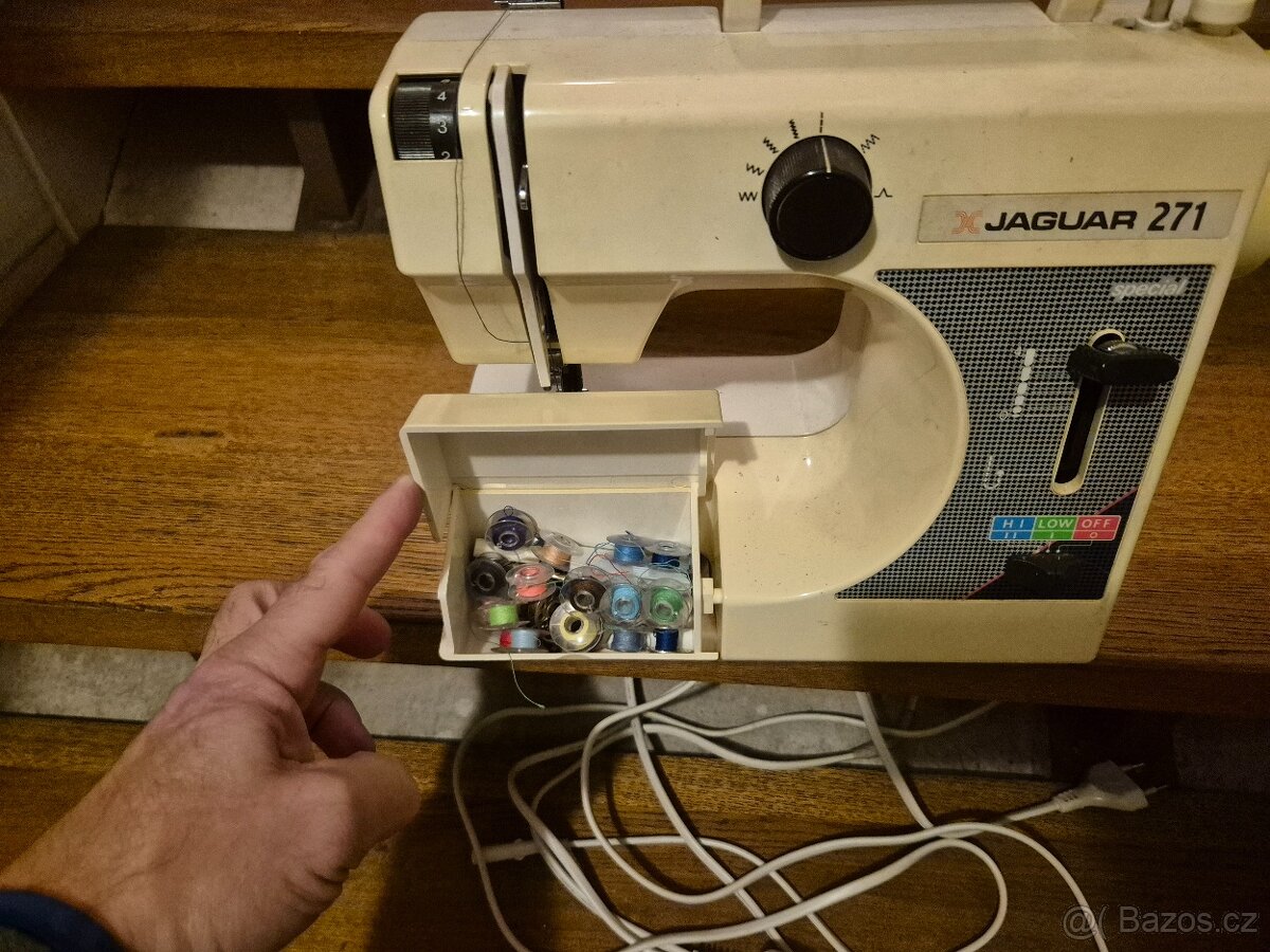 Kompaktní elektrický šicí stroj Jaguar 271 - 3