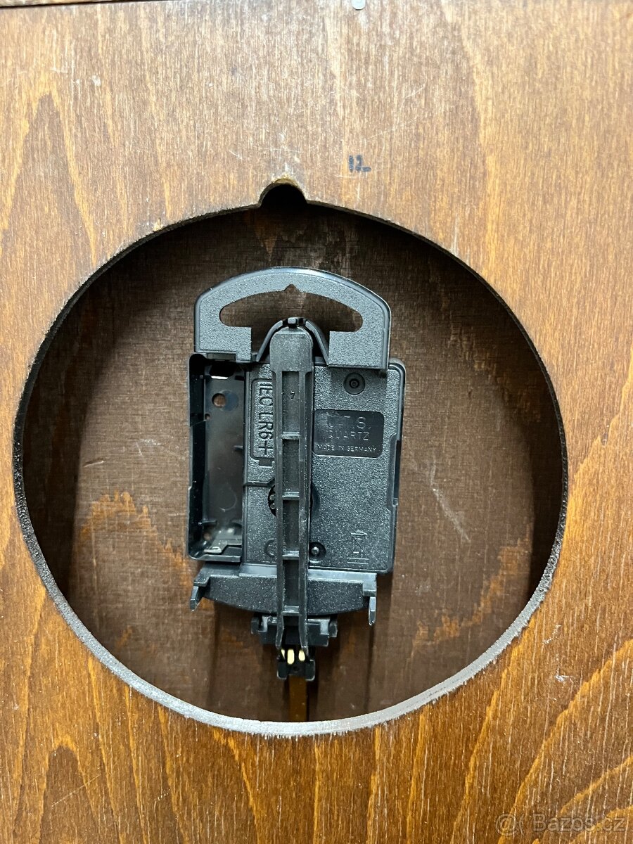 Kyvadlové hodiny - 3