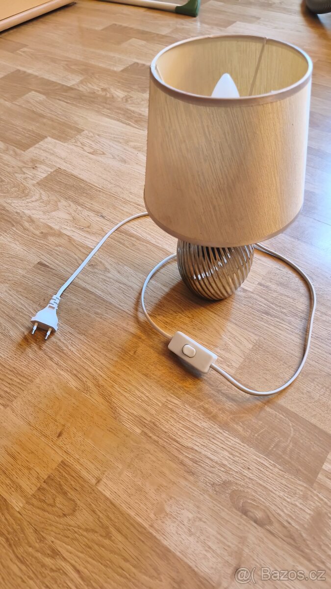 Moderní stolní lampička – LED v ceně, TOP stav - 3
