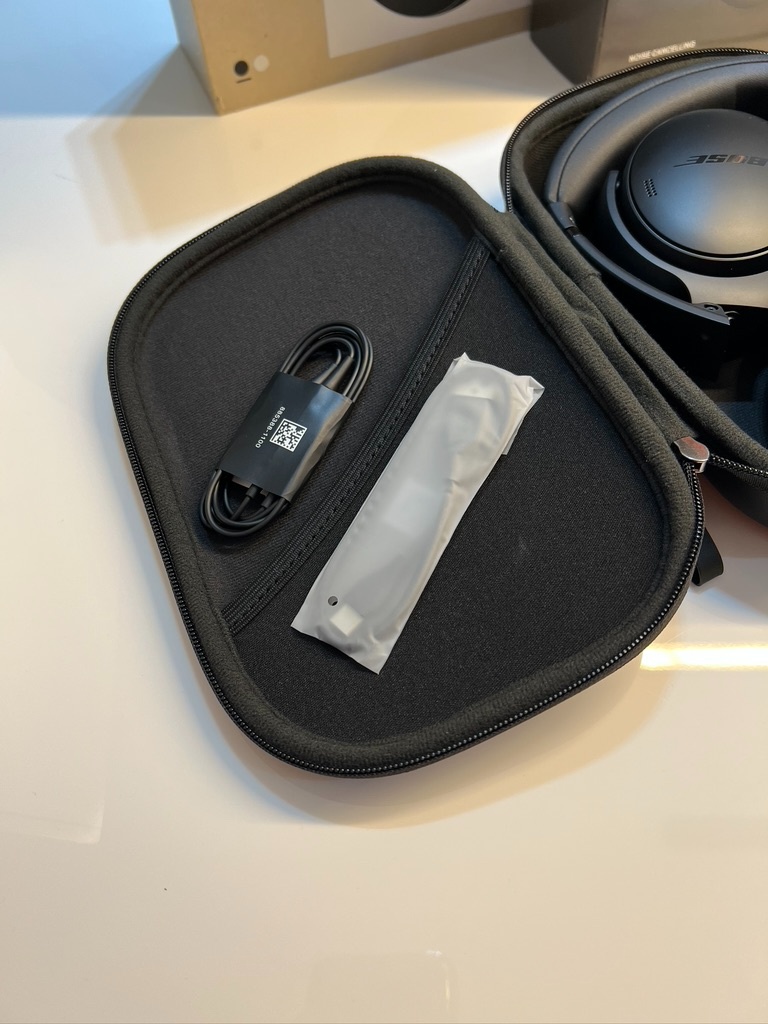 BOSE QuiteComfort - black - 3