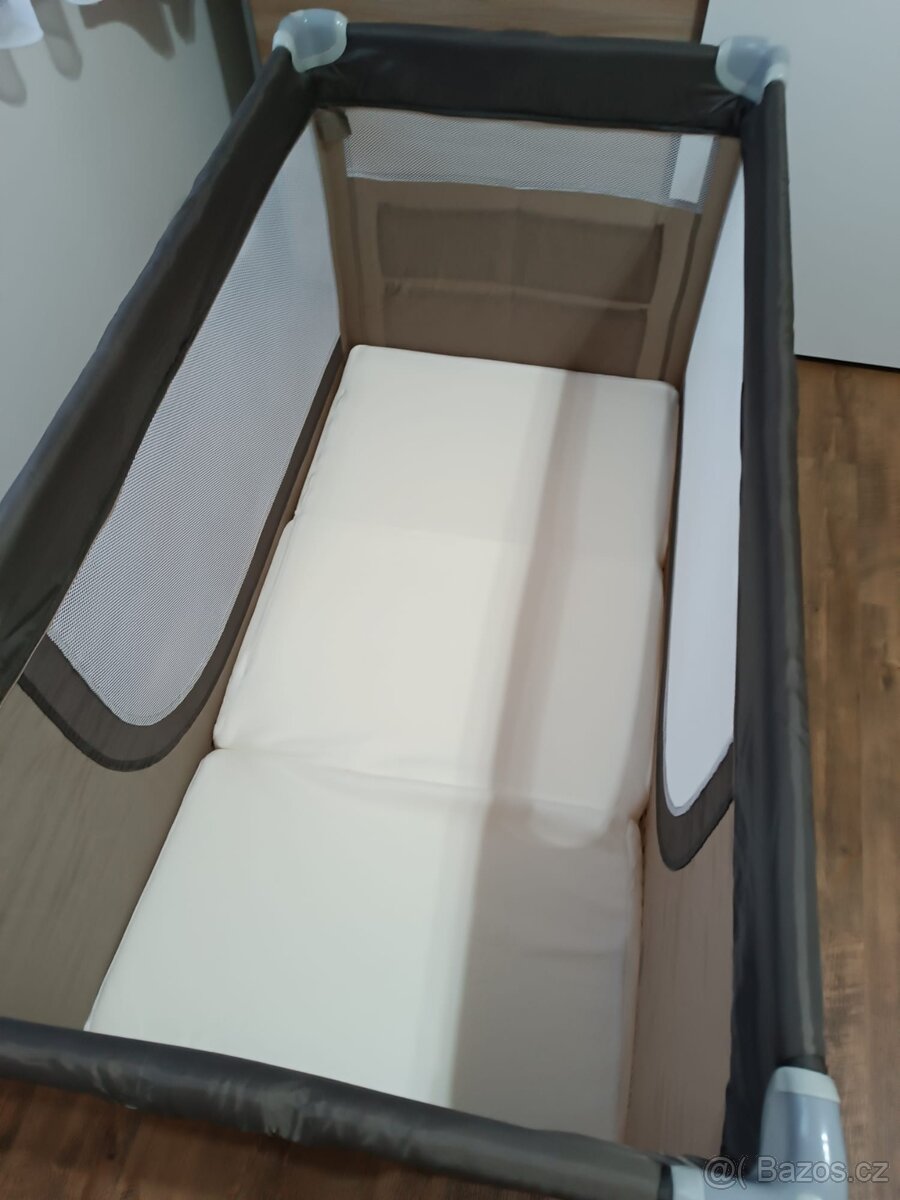 Prodám cestovní postýlku + matraci - 3