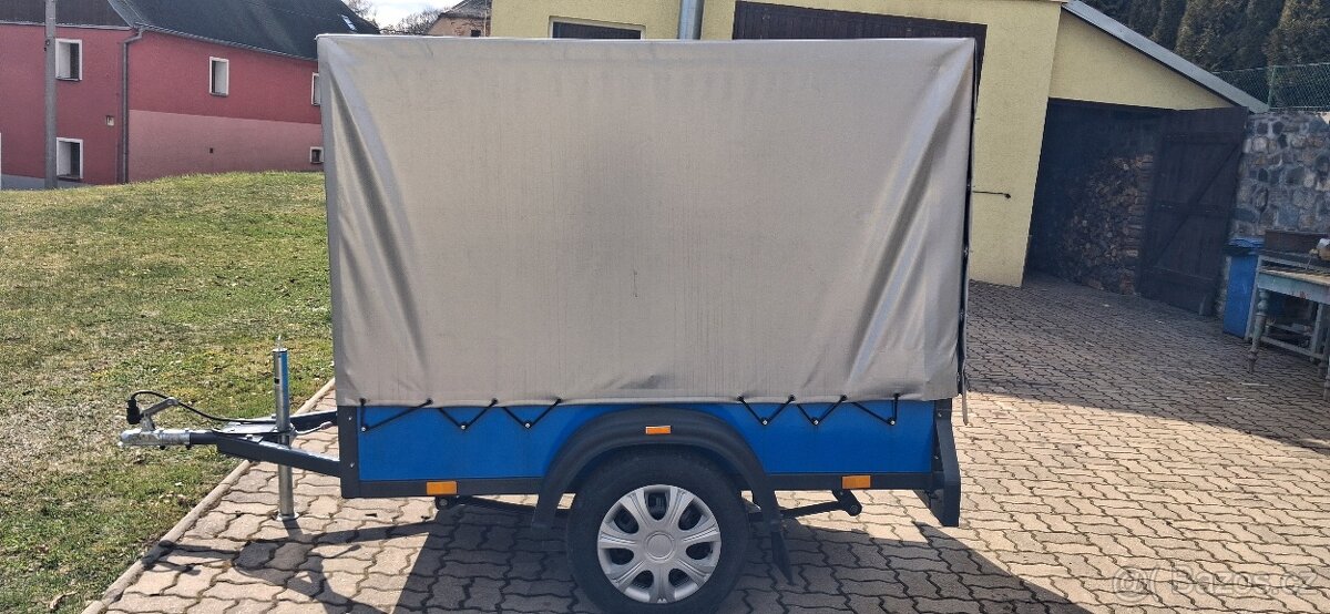 Přívěsný vozík za auto - 3