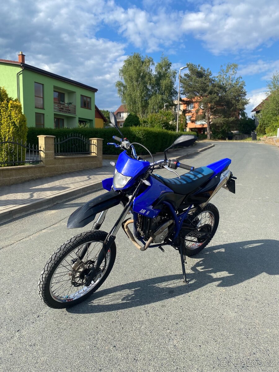 Yamaha wr 125r