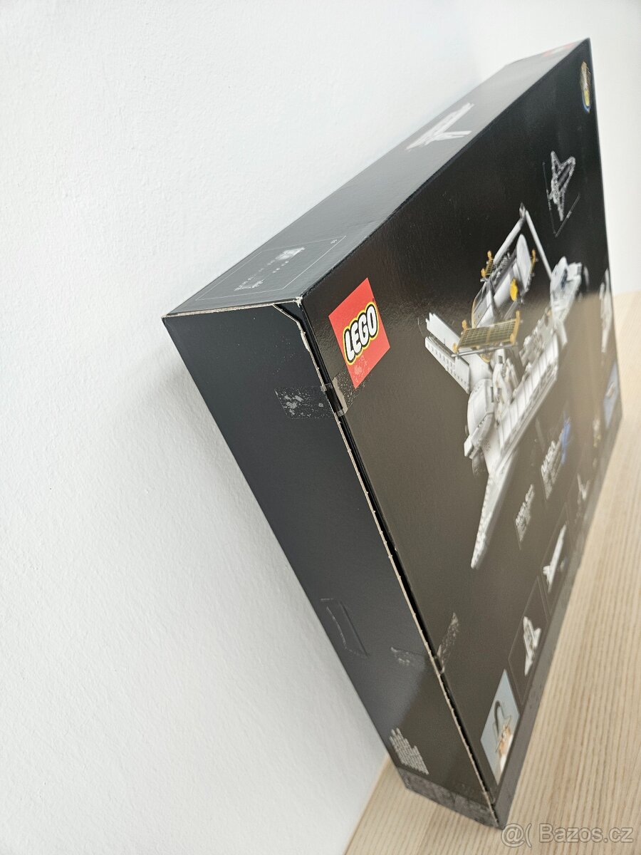 LEGO Creator 10283 NASA Raketoplán Discovery - 3