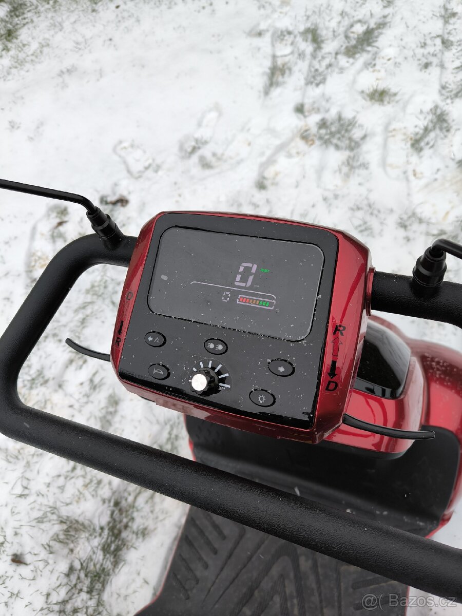 Selvo 4810L elektrický invalidní vozík - 3