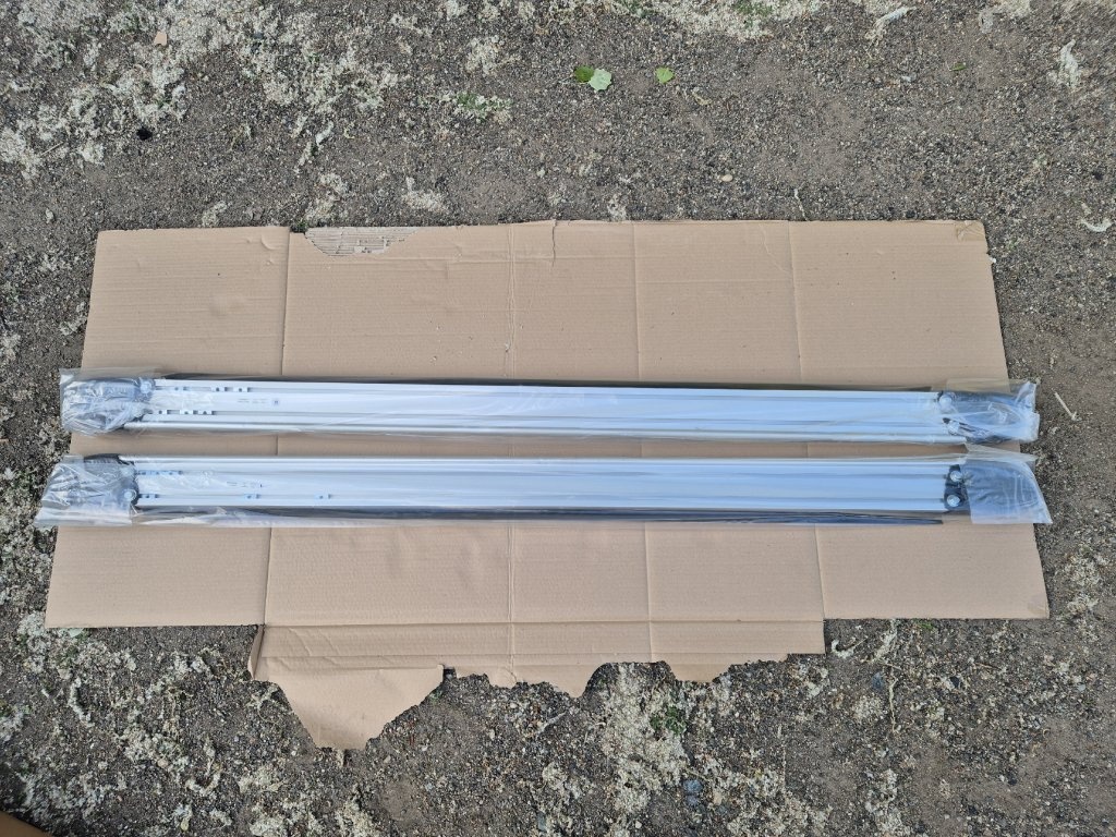 boční nášlapy + montážní příslušenství Renault Captur II 820 - 3