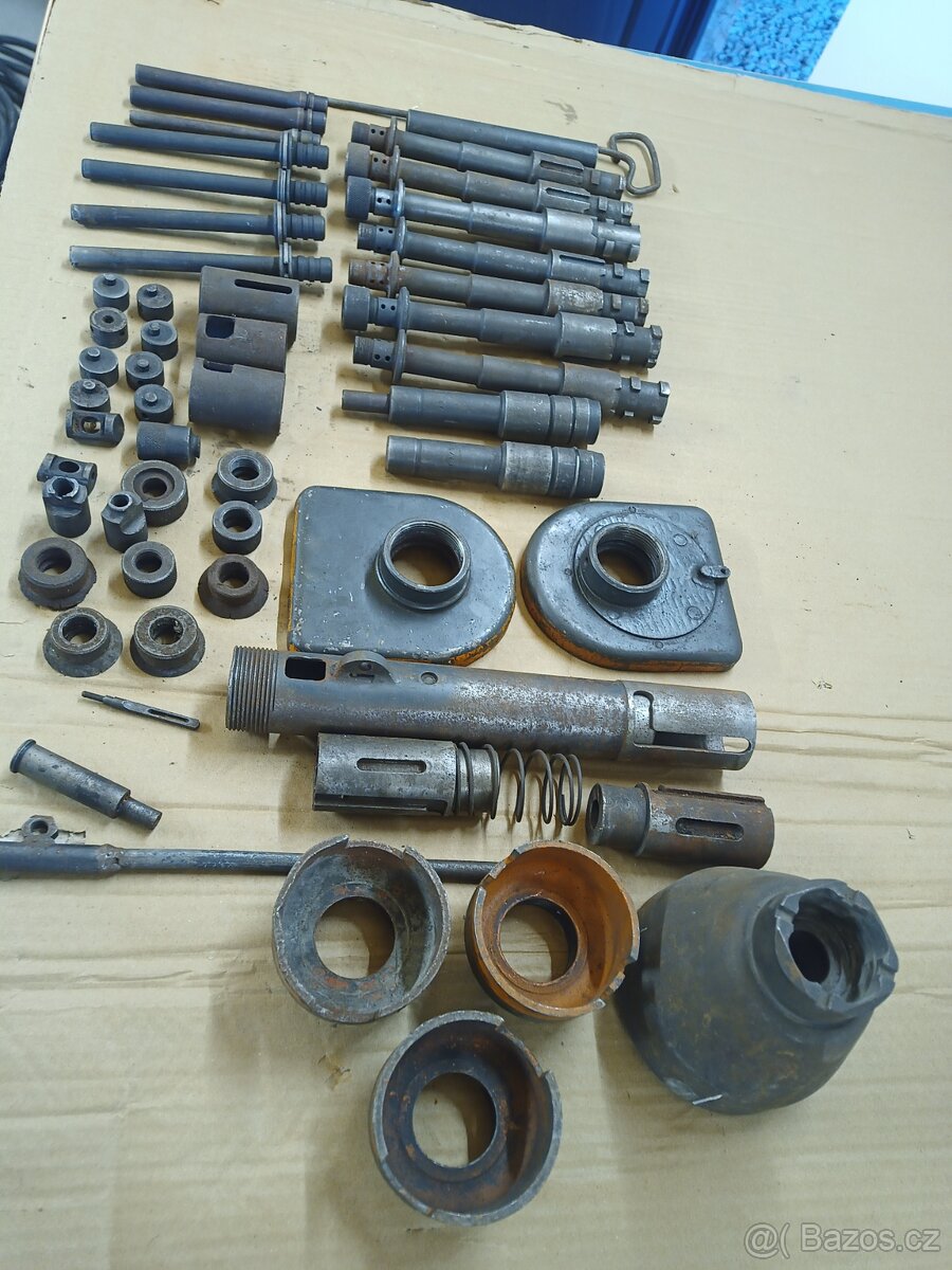 Vojenský materiál - 3