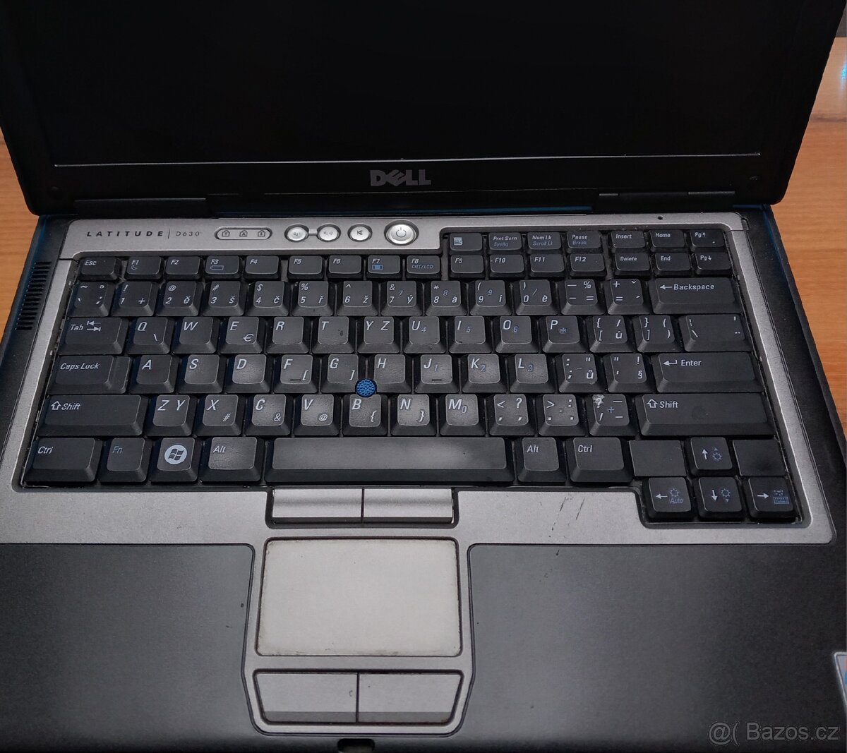 Starý dell notebook - 3