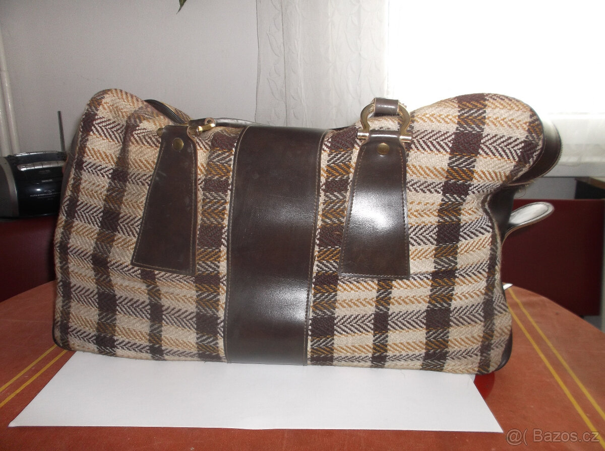 Prodám retro cestovní tašky,tašku na spisy apod. - 3