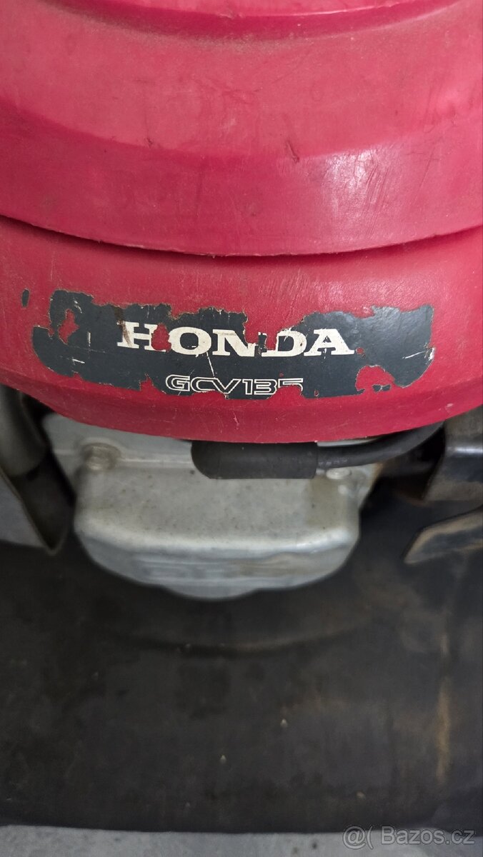 Sekačka s motorem Honda - 3