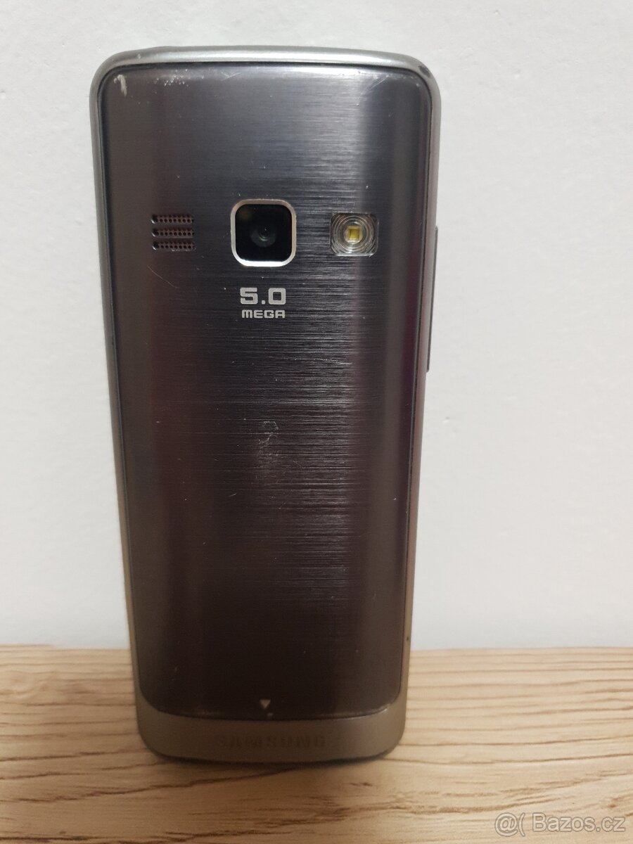 Samsung GT-S5610 - 3