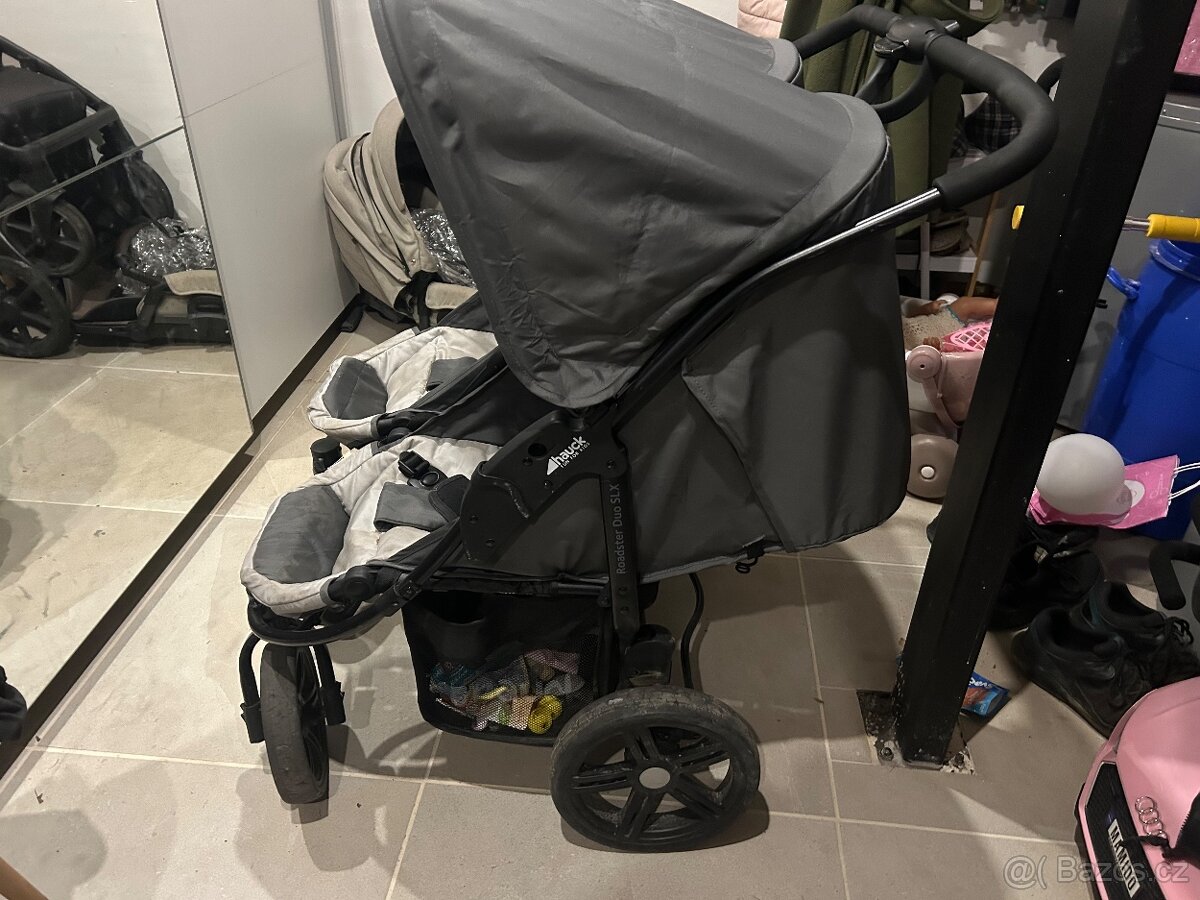 Kočárek pro dvojčata Hauck - 3