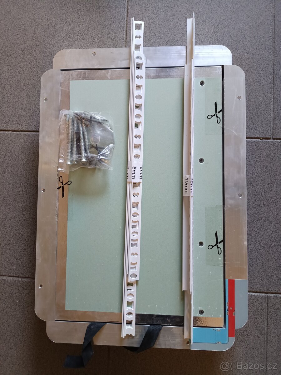 Dvířka pod obklad - 3