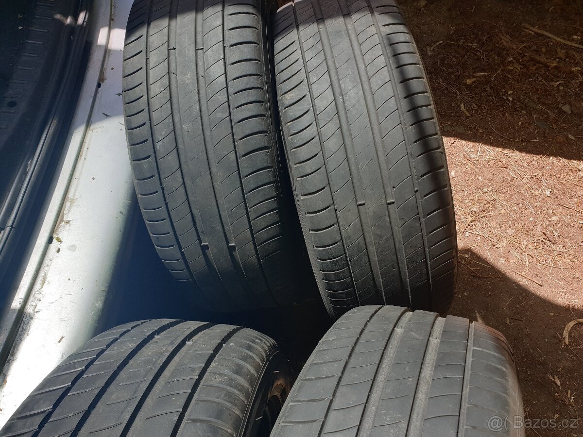 Michelin 225/50/18 - 3