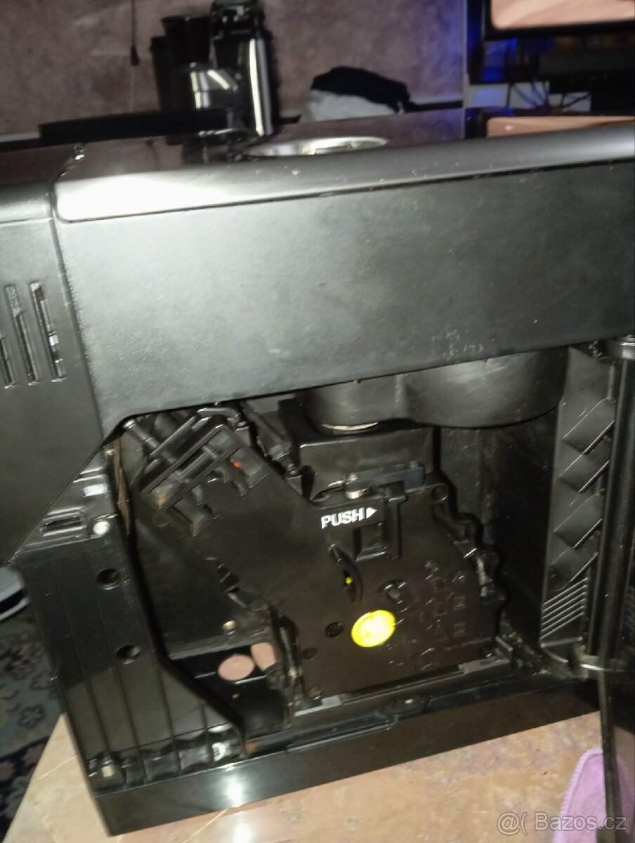 Pprodej. Původní cena byla 11450kc. Italský výrobce (Milano) - 3