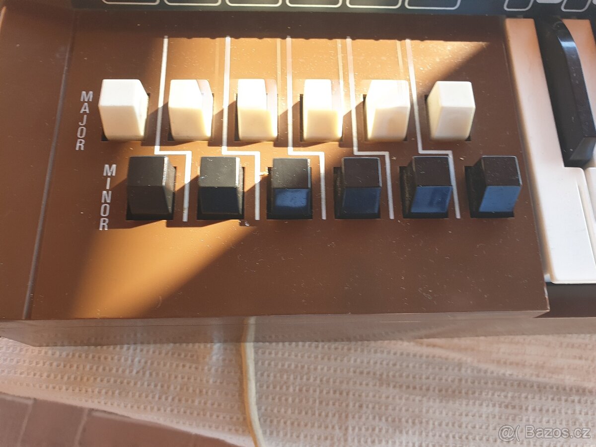 Klávesy bomtompi - 3