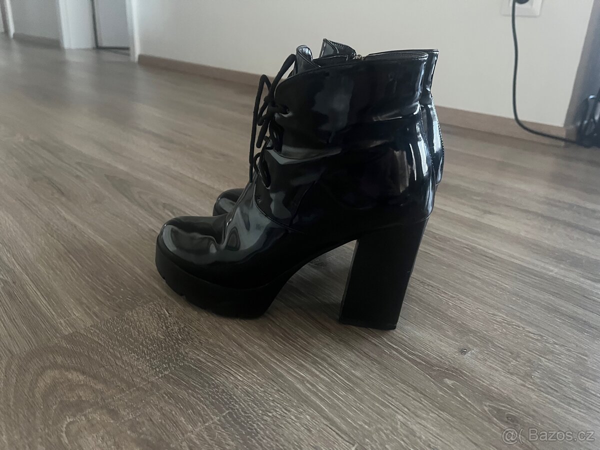 Dámské kotníkové boty - 3