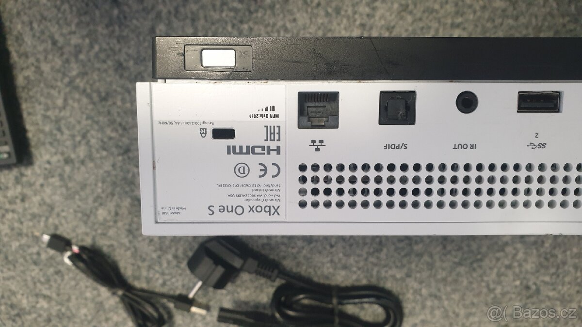 Xbox one S + 6 her Komplet 4000Kč - 3