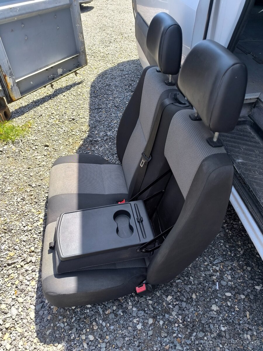 Mercedes Benz sprinter 906 sedačky - 3