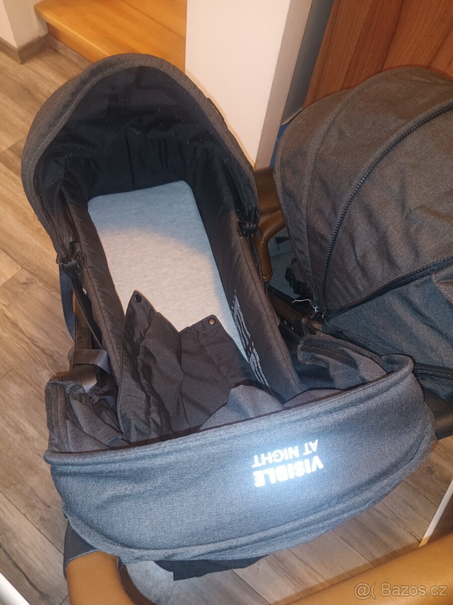 Sourozenecký kočárek - 3