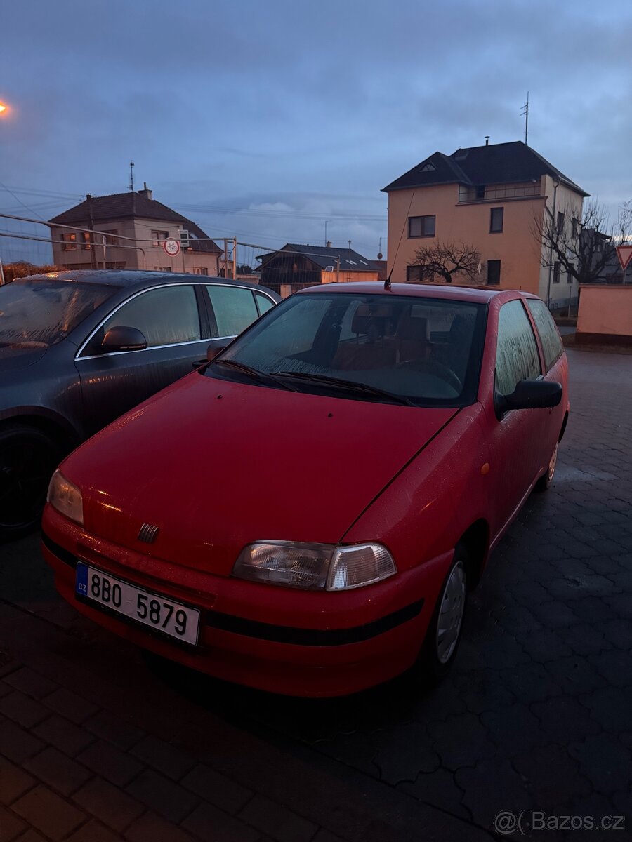 Fiat Punto 1.2 Benzín 3dveř - 3