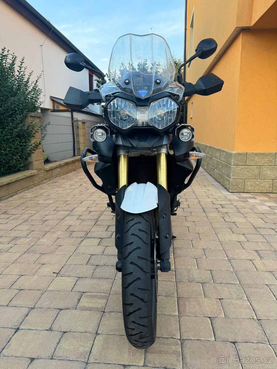 Triumph Tiger 800
