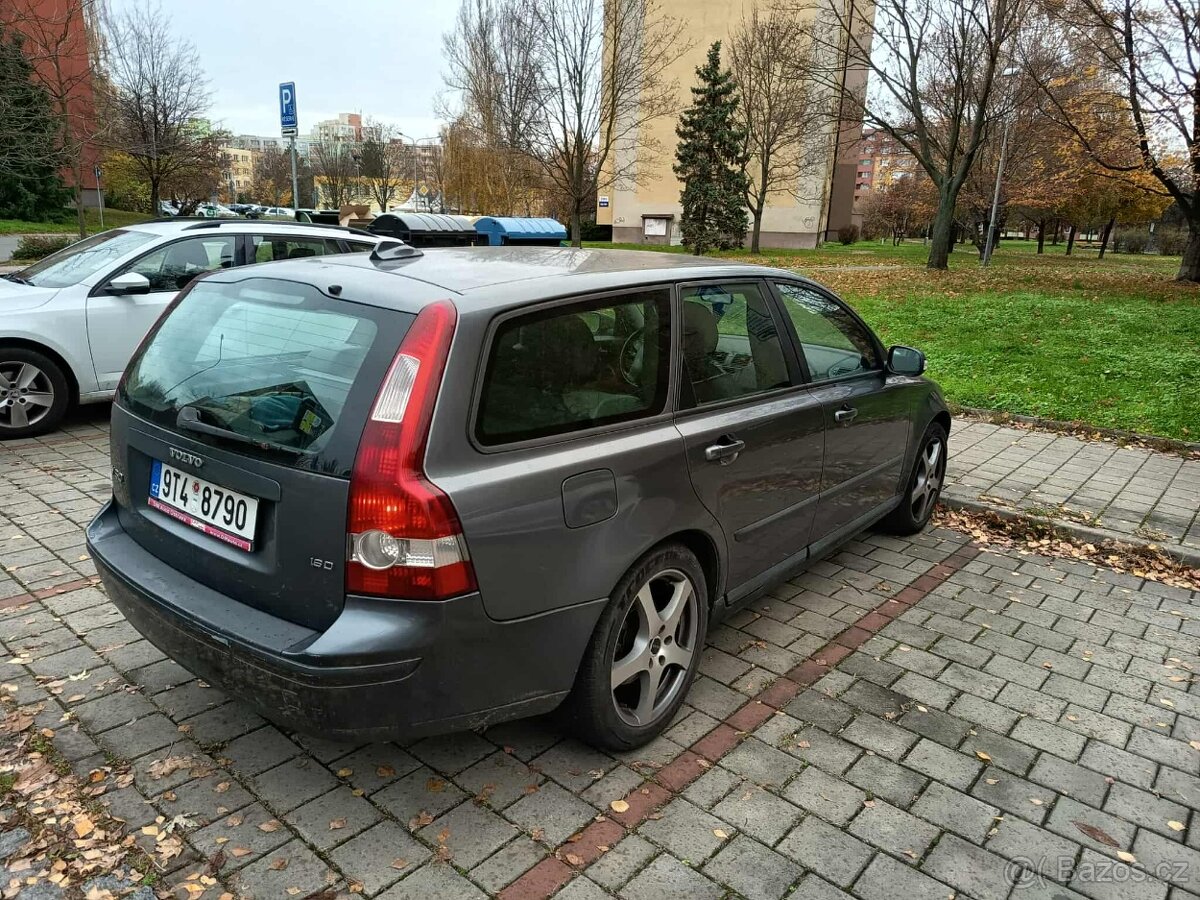 Volvo V50 - 3
