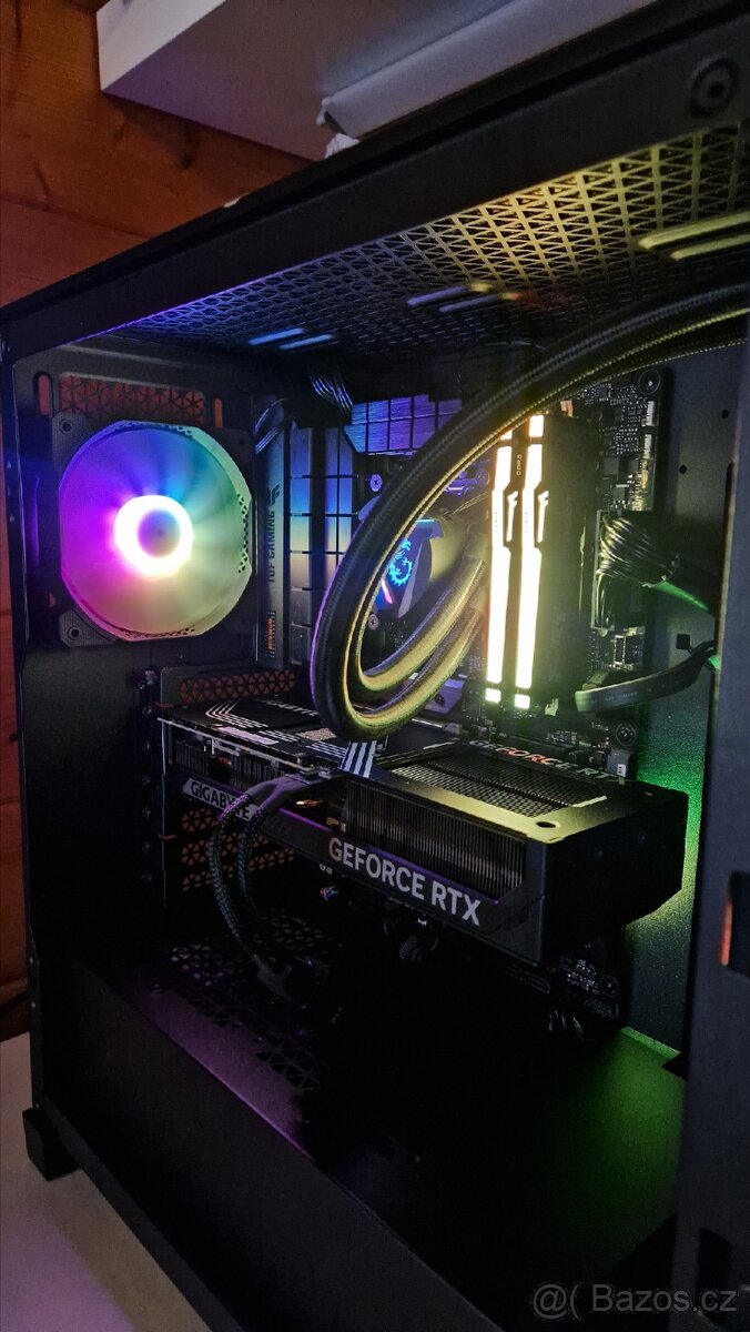 HERNÍ PC | RTX 5070 12GB, i7 13700KF, 32GB DDR5 RAM, 1TB SSD - 3