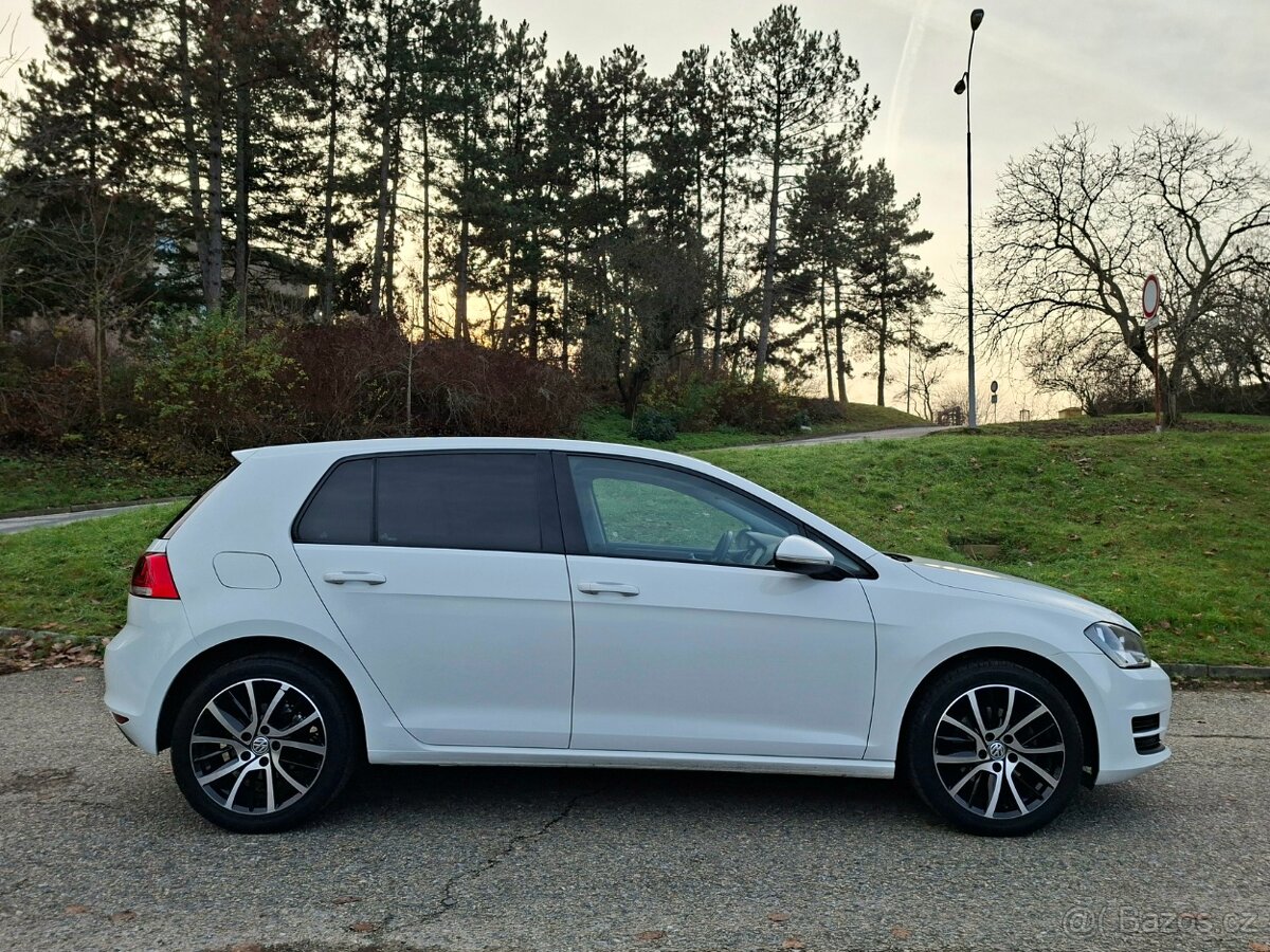 Volkswagen Golf 7, 1.2tsi,146tkm, R17, NováTK - 3
