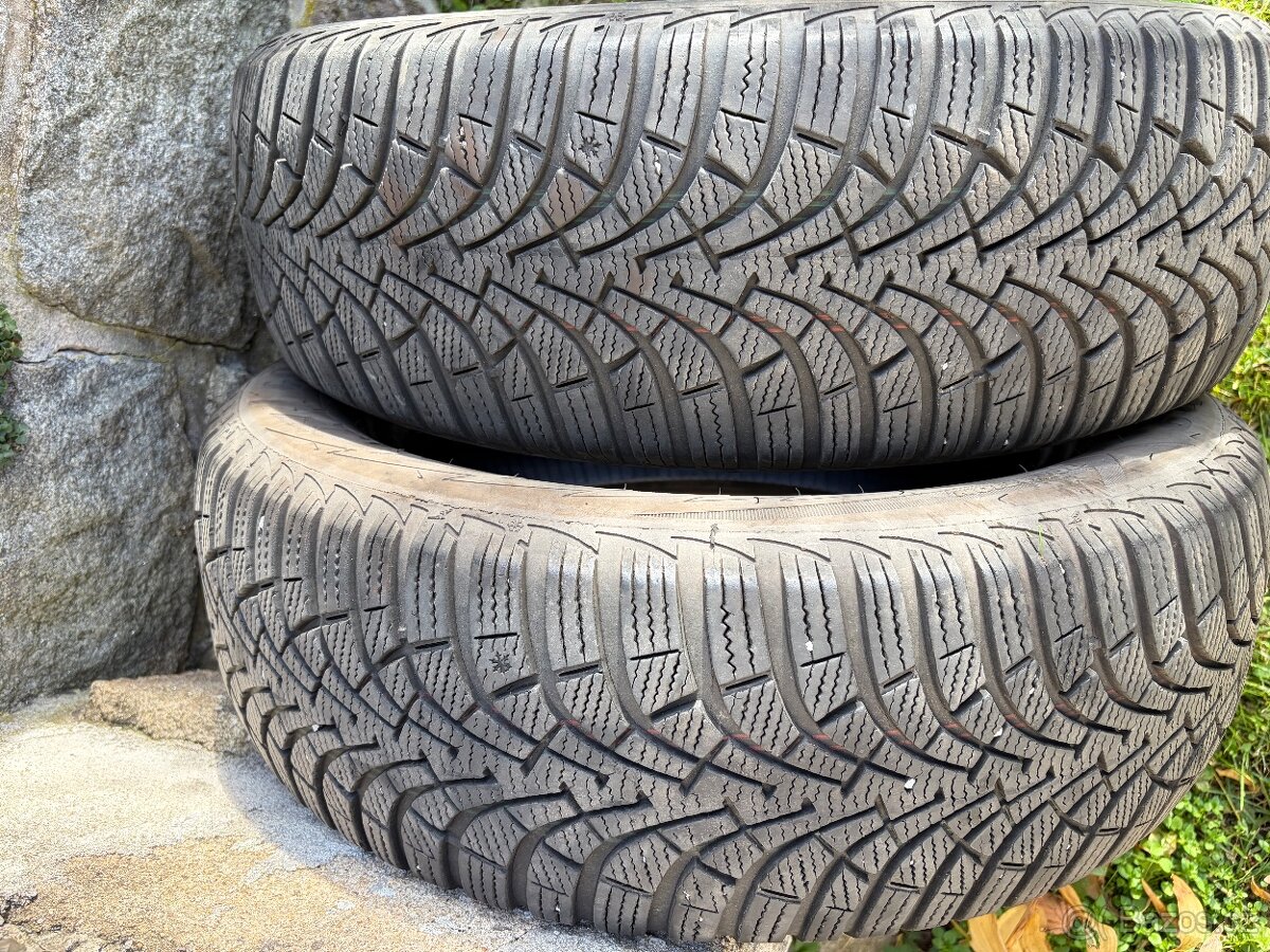 Zimní pneu 205/60 R16 GOODYEAR UG9. 96H XL M+S - 3