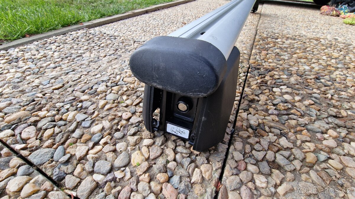 Příčník Audi Q5 8R 8R0071151C - 3