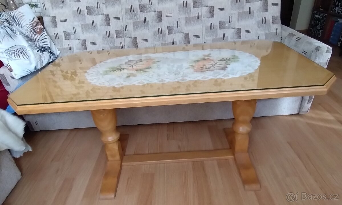 Konferenční stolek - 3